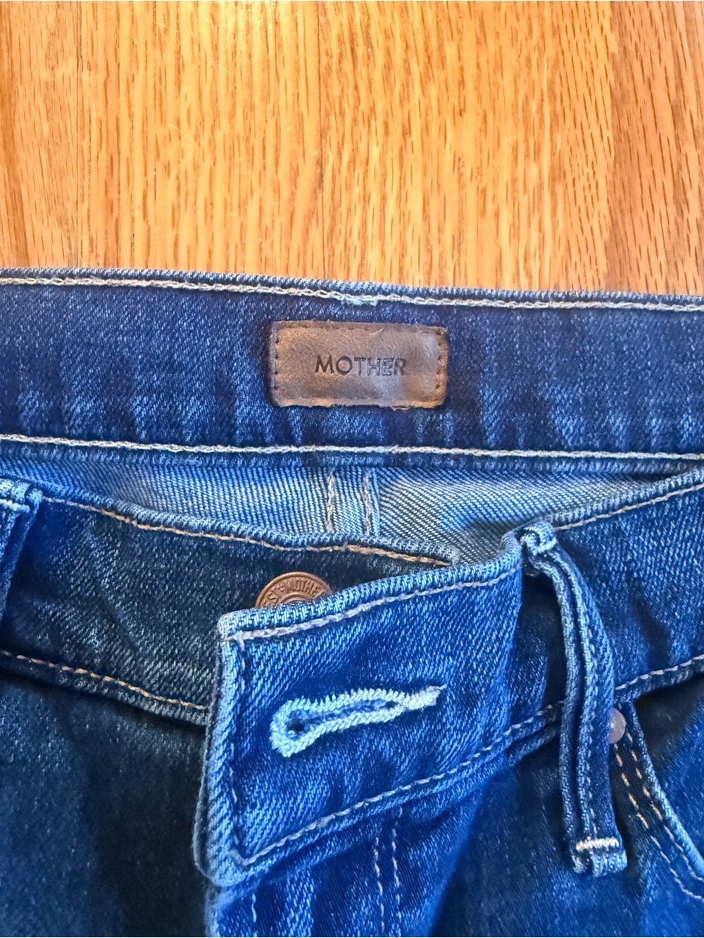 MOTHER Women's Medium Blue Denim Jeans with Fray